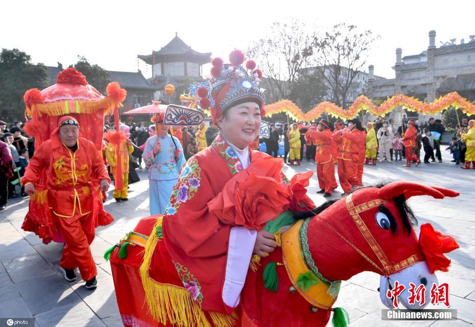 红红火火 各地花式过大年