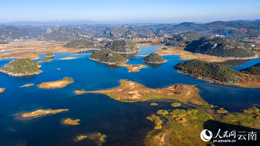 云南沾益海峰湿地盛夏风光如画。孙文来摄